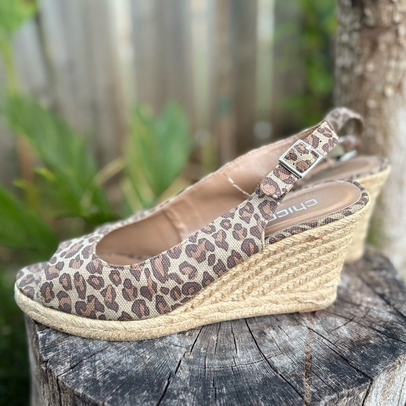 Chico's Leopard Print Espadrille Wedge Sandals Size 10 - Picture 1 of 8